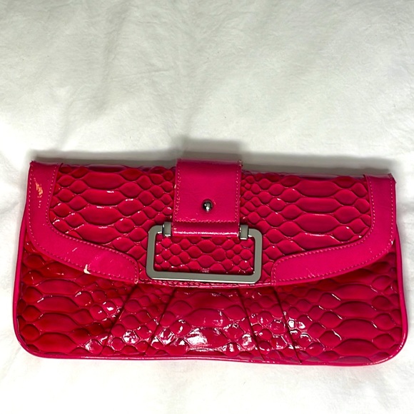 Snakeskin embossed clutch with silver hardware - Picture 1 of 4